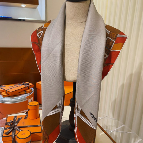  エルメス 女性用 スカーフ 32957