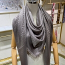  フェンディ 女性用 スカーフ 32939