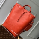 ルイ・ヴィトン ルイヴィトン エピ マキシノエ スリング M23117