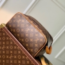 ルイ・ヴィトン ルイ・ヴィトン ドップ・キット M46696