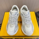  フェンディ 女性用 スニーカー 328364