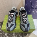  グッチ 女性用 スニーカー 328376