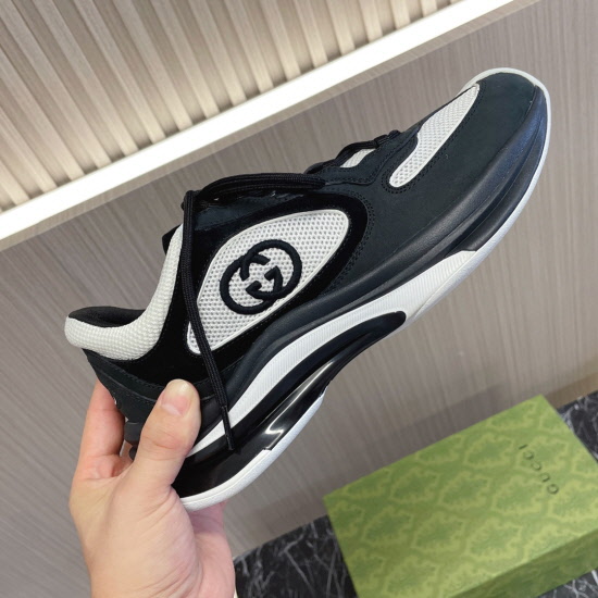  グッチ 女性用 スニーカー 328325