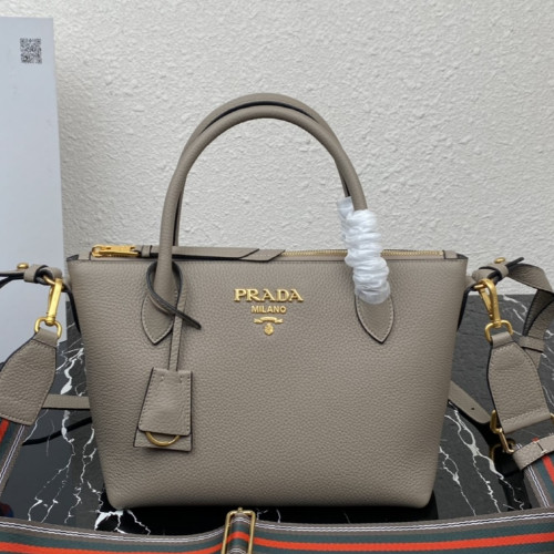 プラダ プラダ ショルダーバッグ 1BA111