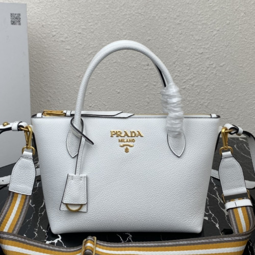 プラダ プラダ ショルダーバッグ 1BA111