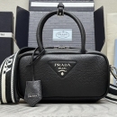 プラダ プラダ トップハンドルバッグ 1BB102