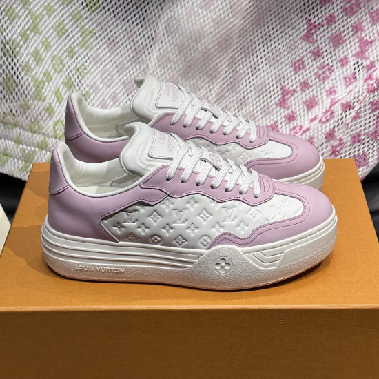  ルイ・ヴィトン 女性 スニーカー 122109