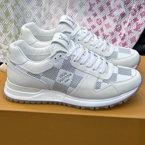  ルイ・ヴィトン 男性用 スニーカー 742047