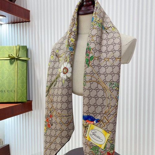  グッチ 女性用 スカーフ 33094