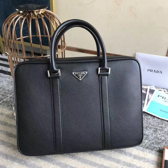 プラダ プラダ ブリーフケース 2VE660