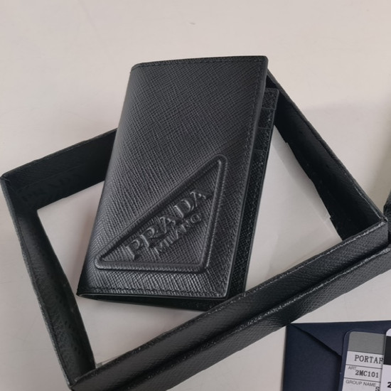 プラダ プラダ 二つ折り財布 2MC101