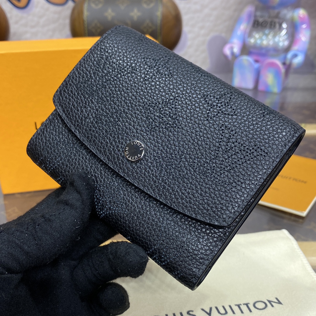 ルイ・ヴィトン ルイ・ヴィトン 二つ折り財布 M82679