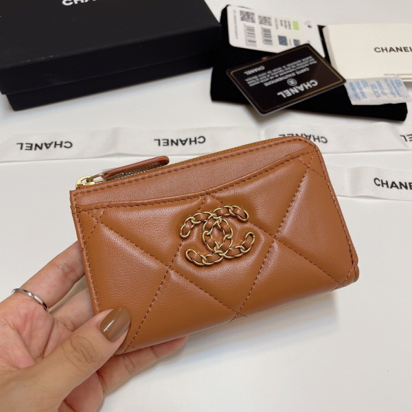 シャネル シャネル 二つ折り財布 AP0919
