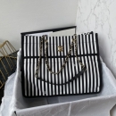 シャネル シャネル ショッピングバッグ AS4693