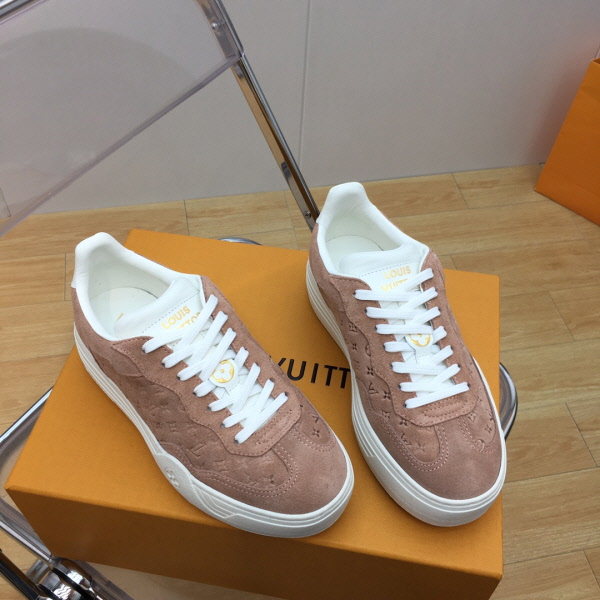  ルイ・ヴィトン 女性 スニーカー 122181