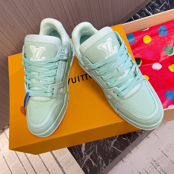  ルイ・ヴィトン ユニセックス スニーカー 742175