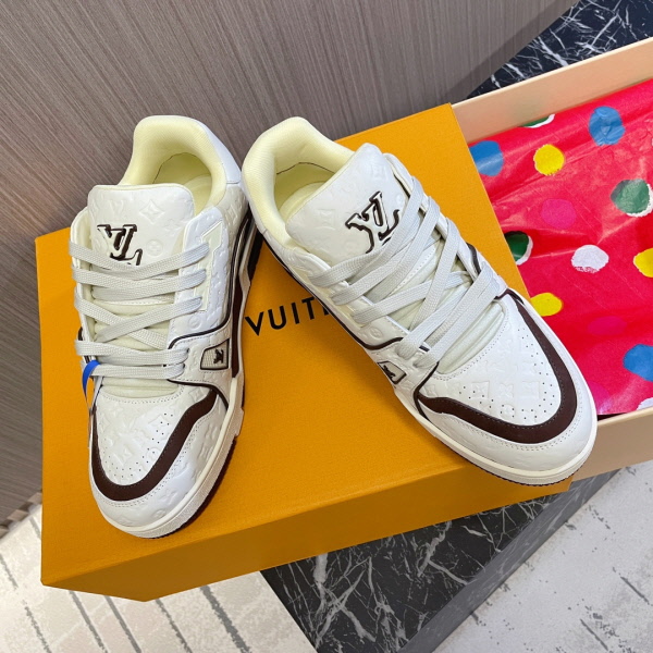  ルイ・ヴィトン ユニセックス スニーカー 742151