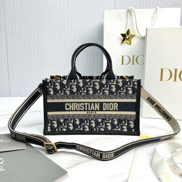 ディオール ディオール ショルダーバッグ M1326