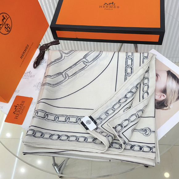  エルメス 女性用 スカーフ 33131