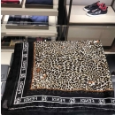  フェンディ 女性用 スカーフ 33113