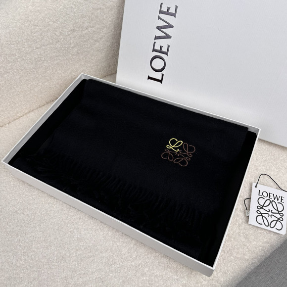 ロエベ 女性用 スカーフ 33199