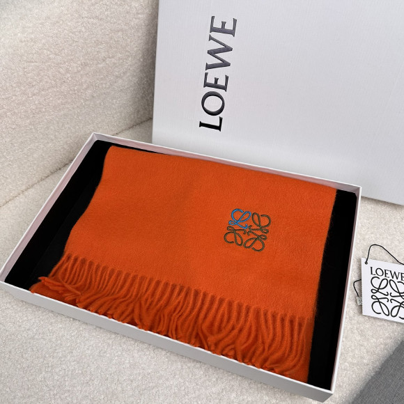  ロエベ 女性用 スカーフ 33199