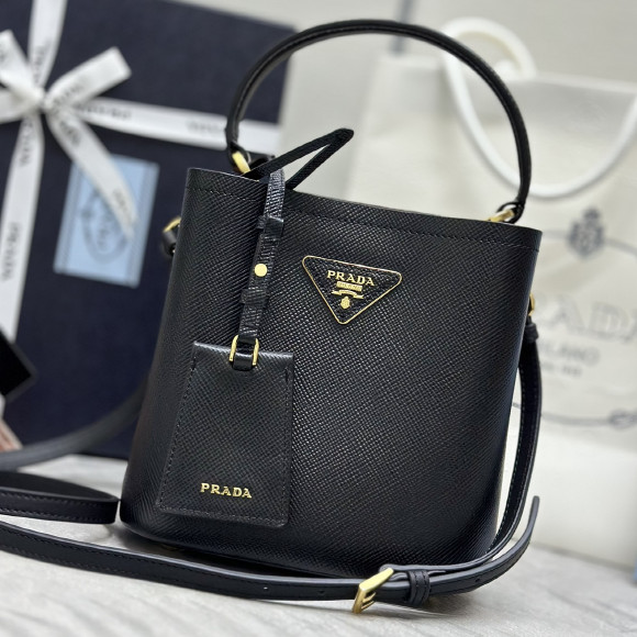 プラダ プラダ ショルダーバッグ 1BA217