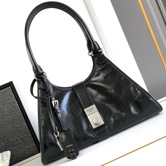 プラダ プラダ ショルダーバッグ 1BG563
