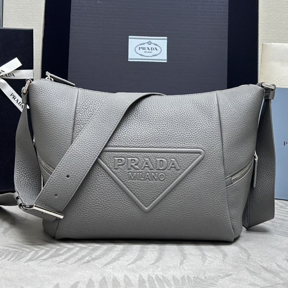 プラダ プラダ ショルダーバッグ 2VH165