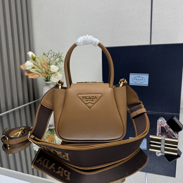 プラダ プラダ ショルダーバッグ 1BA362