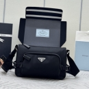 プラダ プラダ メッセンジャーバッグ 2VH192