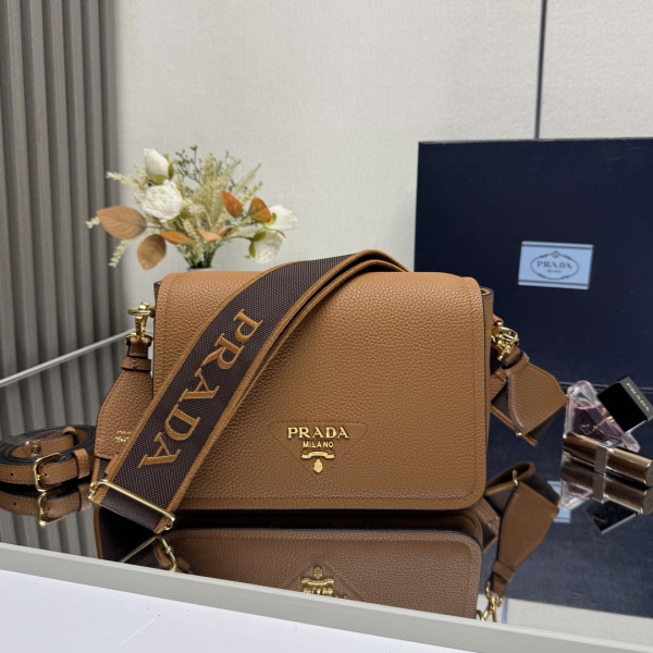 プラダ プラダ ショルダーバッグ 1BD314