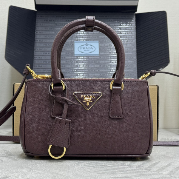 プラダ プラダ ショルダーバッグ 1BA916