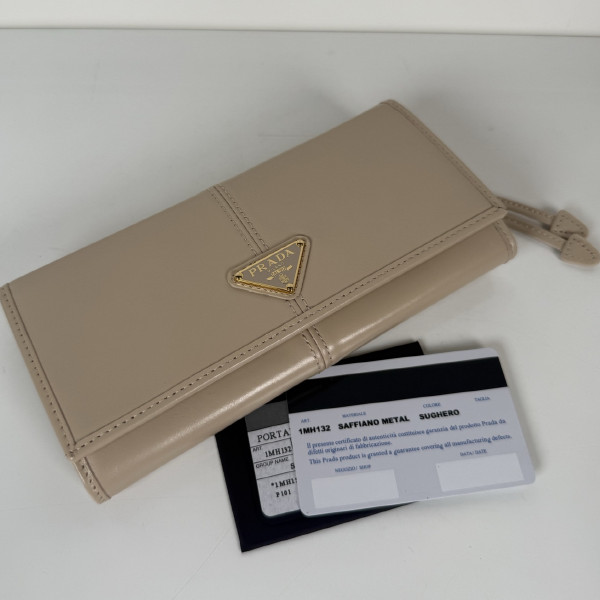 プラダ プラダ 長財布 1MH132