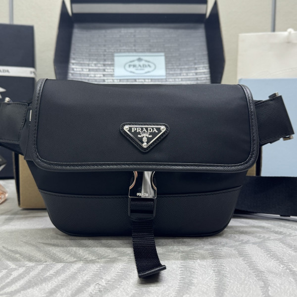 プラダ プラダ ベルトバッグ 2VH176