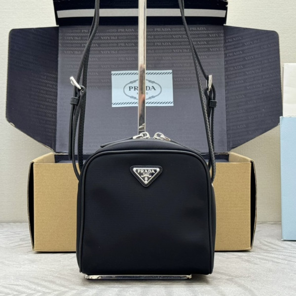 プラダ プラダ ショルダーバッグ 1BC248
