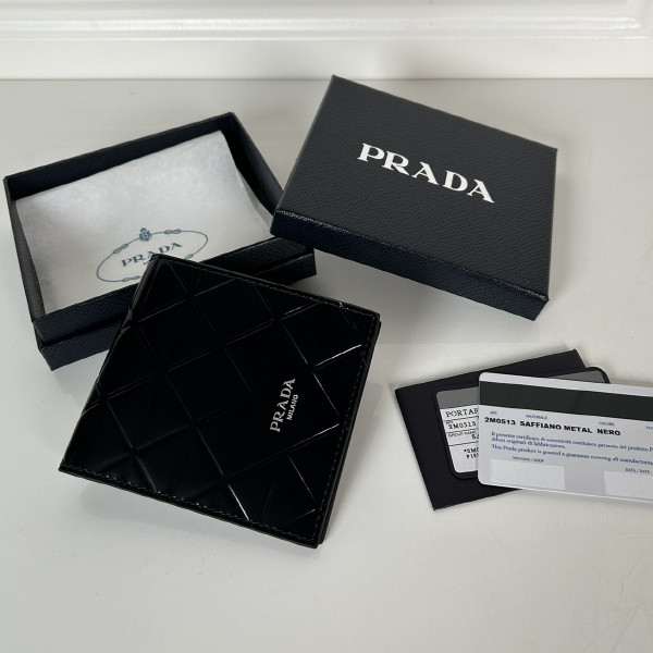 プラダ プラダ 二つ折り財布 2M0513