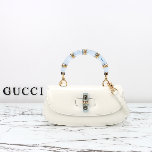 グッチ グッチ ショルダーバッグ 827750