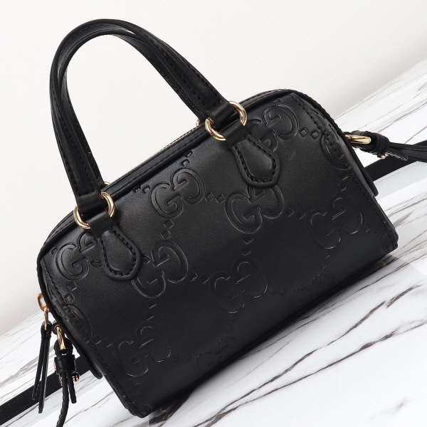 グッチ グッチ ショルダーバッグ 790130