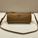 プラダ プラダ ショルダーバッグ 1NE058