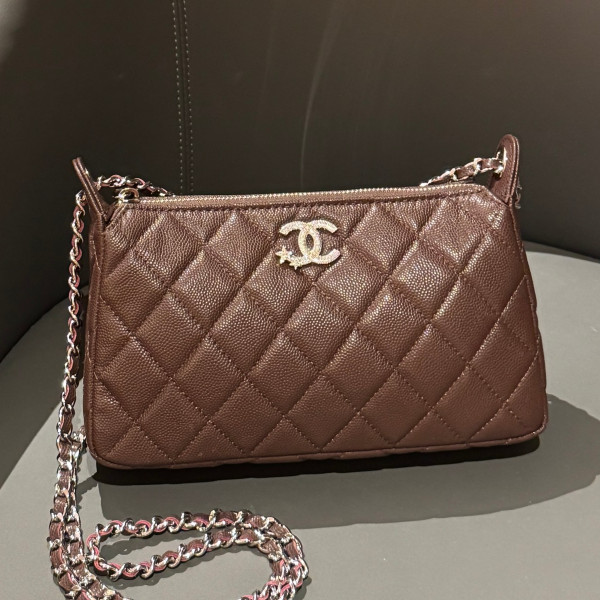 シャネル シャネル ショルダーバッグ 92990