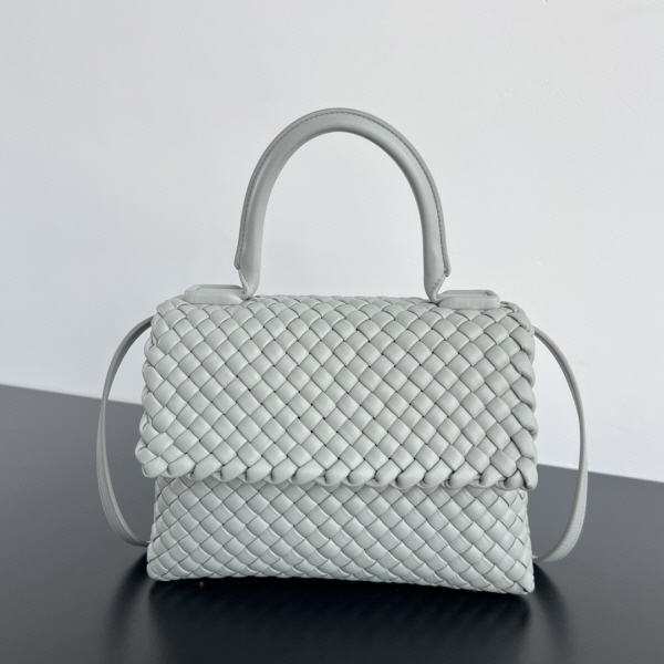 ボッテガ ボッテガ・ヴェネタ ショルダーバッグ 776783