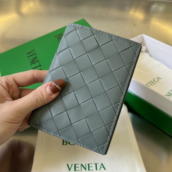 ボッテガ ボッテガ 二つ折り財布 742143