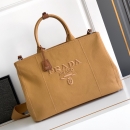 プラダ プラダ ショルダーバッグ 2VG131