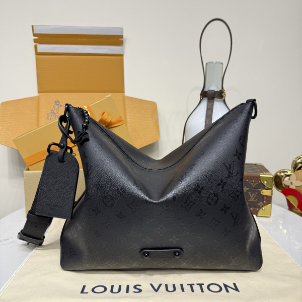 ルイ・ヴィトン ルイ・ヴィトン バガボンド･ホーボー M27856