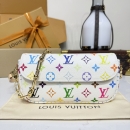 ルイ・ヴィトン ルイ・ヴィトン ウォレット オン チェーン･アイビー M81911