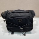 プラダ プラダ ショルダーバッグ 2VH201