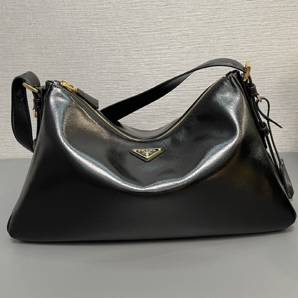 プラダ プラダ ショルダーバッグ 1BC228