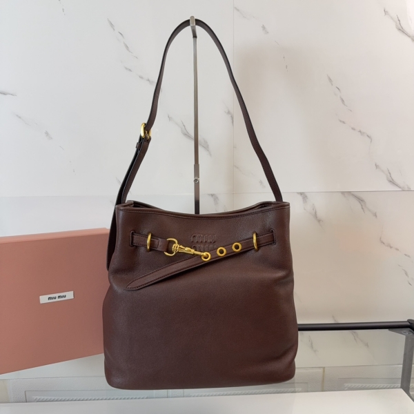 ミュウミュウ ミュウミュウ ショルダーバッグ 5BE101