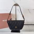 ミュウミュウ ミュウミュウ ミニバッグ 5NE026